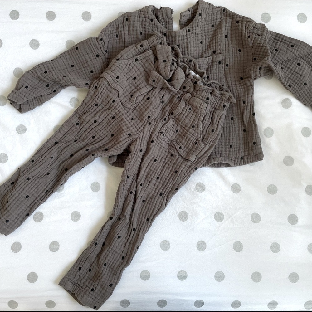 Zara Kids Size 4-5 Two Piece Pant and Top Set